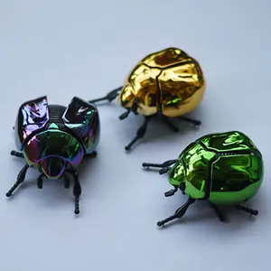 1 Piece Scarab Beetle Children's Plastic Animals Toy Wind Up Beetle Bionic Toys Creative Prankster Animated Insect Model