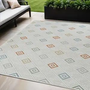 HomeRoots 558730 Rectangular Area Rug, 5x7 ft Geometric Distressed Cream & Beige, Indoor & Outdoor Weather-Resistant Carpet, Rectangular Area Rugs, Weather-Resistant Area Rugs