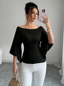 Elegant Off-Shoulder Flare Sleeve Women's Shirt, Casual Simple Home Wear, Fashionable Versatile Blouse for Daily Use