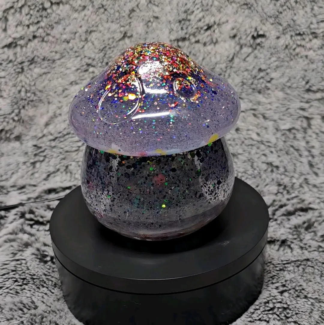 Whimsical Resin-Crafted Mushroom Organiser Jar with Spill-Proof Lid, Handcrafted Home Decor, Daily Lidded Snack Storage Container, Ideal Gift for Home Supplies Enthusiasts (Playful Look)