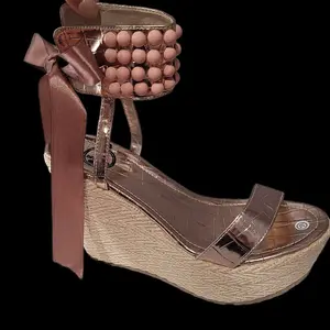 Plataform Sandals