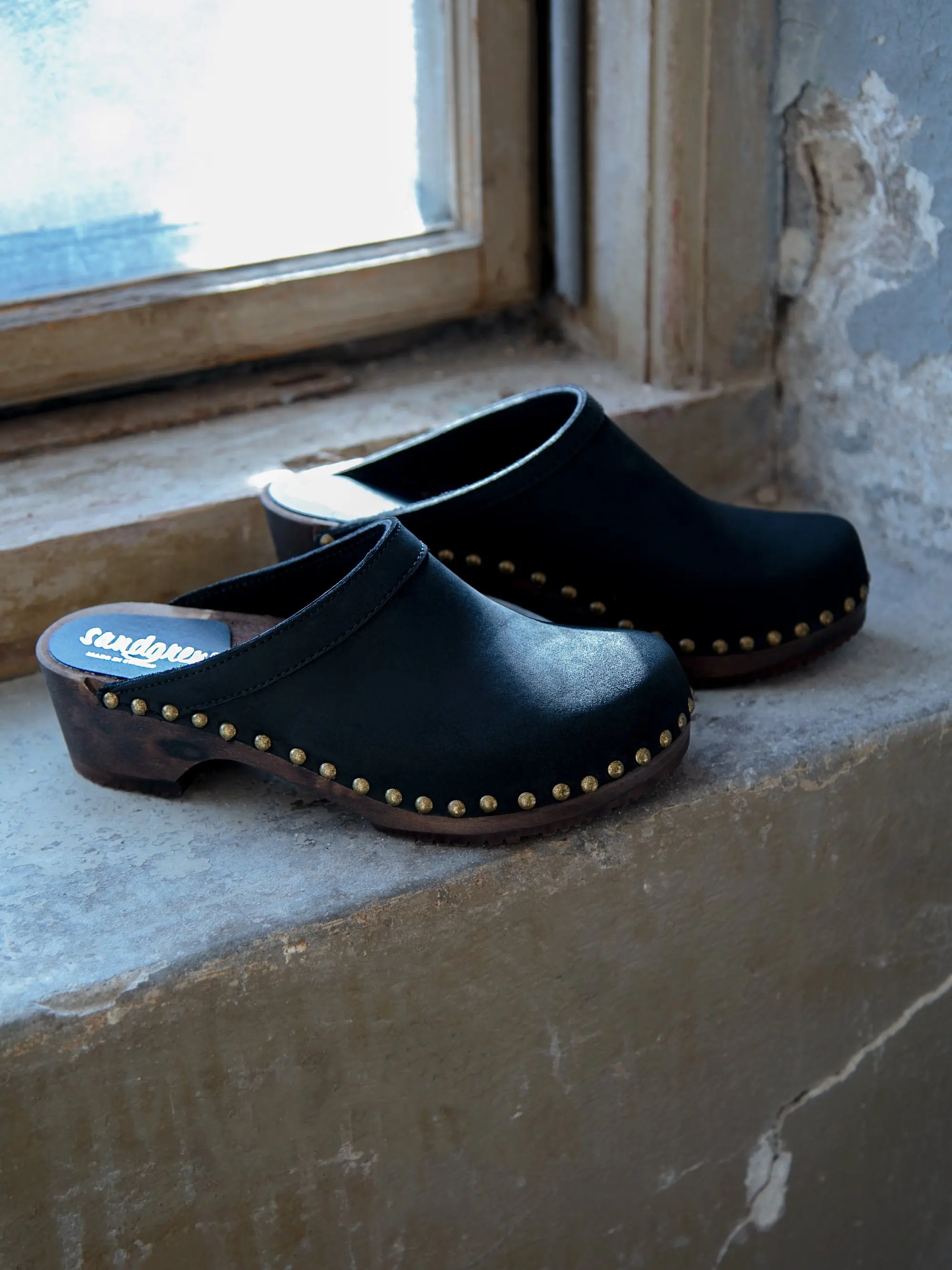 Swedish Wooden Clogs for Men / Bergen Mules / Mens Wooden Heel Shoes / Leather Clog / Black