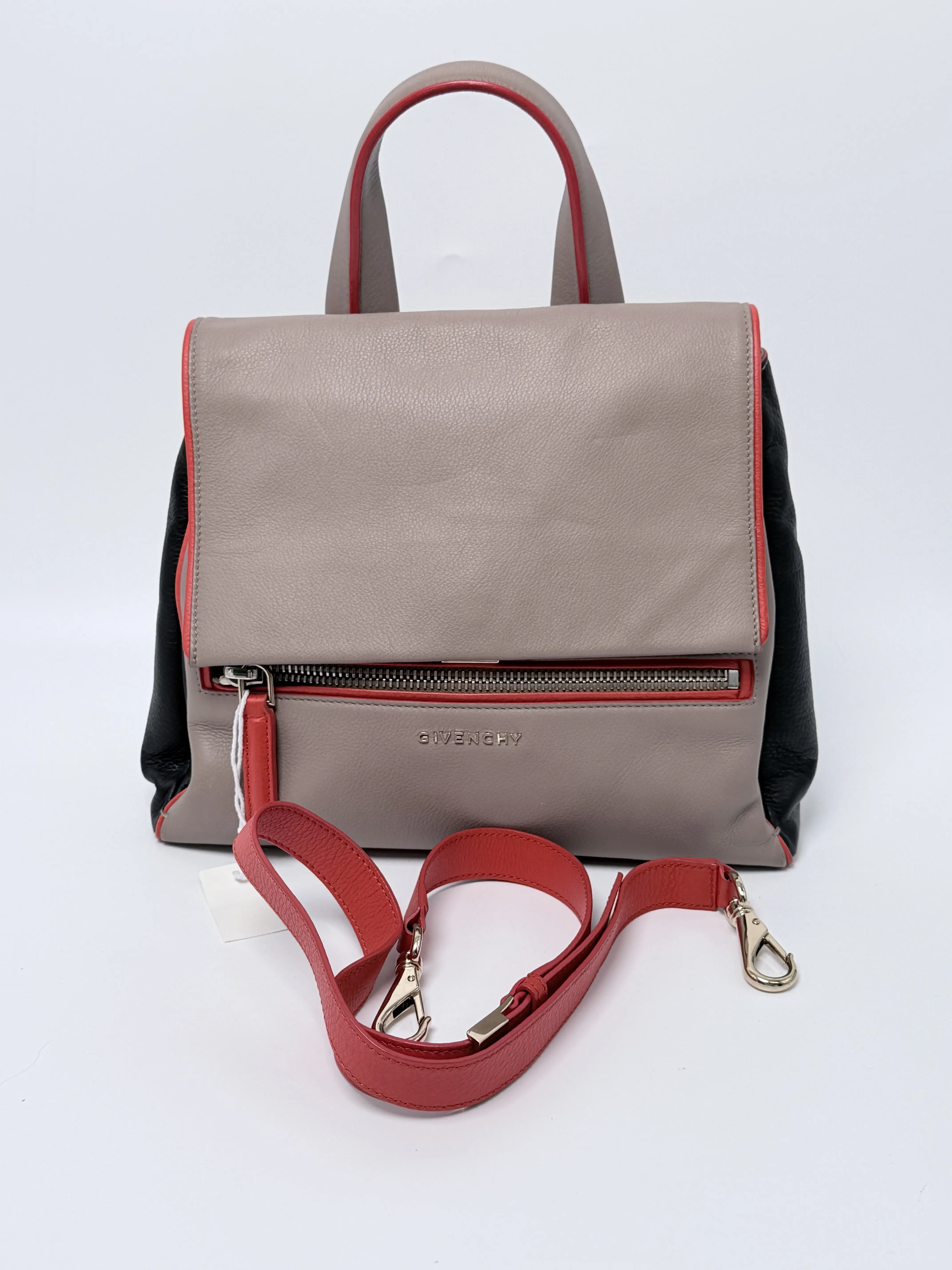 Pre-owned GIVENCHY Leather Shoulder Bags Pandora Backpack JX301GV