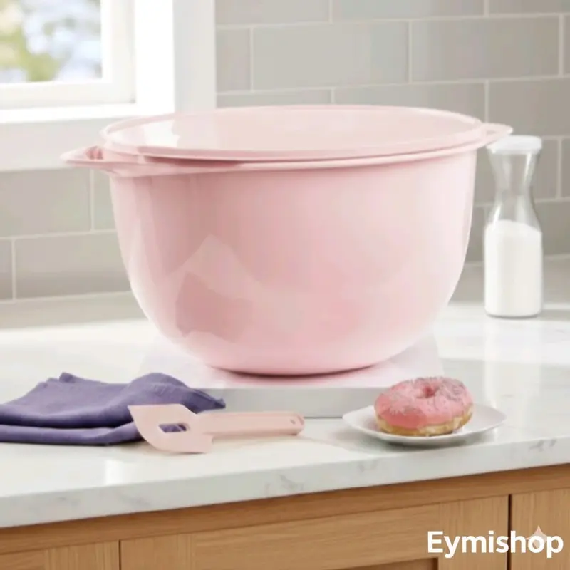 pale pink bowl for mixing or storing 14 L.
