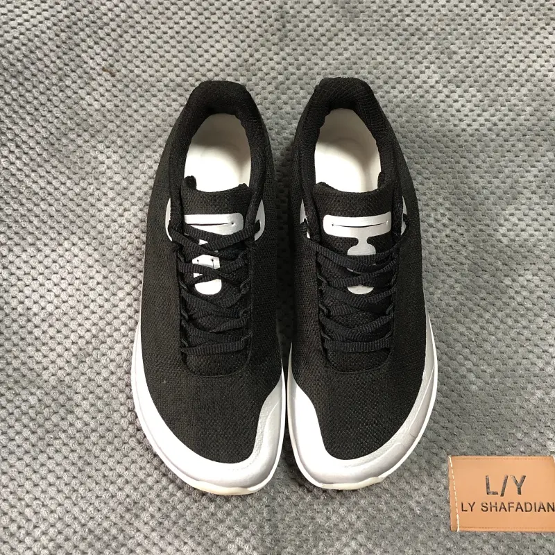 New men’s low-top lace-up casual skate sneakers, canvas shoes with a wider, extra-wide last—lightweight, soft soles, comfortable, trendy, versatile men’s footwear