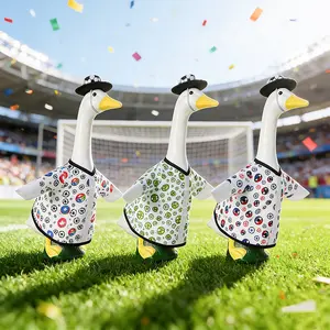 Football Theme Porch Goose Costume, Ideal for 23-Inch Statues, Lawn Basketball Goose Dress, Sports Party Decorations