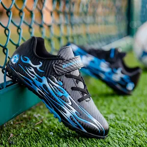 The New And Training Competition Shoes Are Studded Football Boots with High Appearance