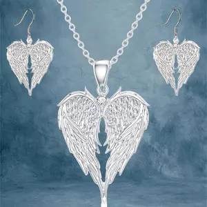 3-piece elegant angel wings heart-shaped pendant necklace and earrings jewelry set, angel wings jewelry set, ideal gift for festivals