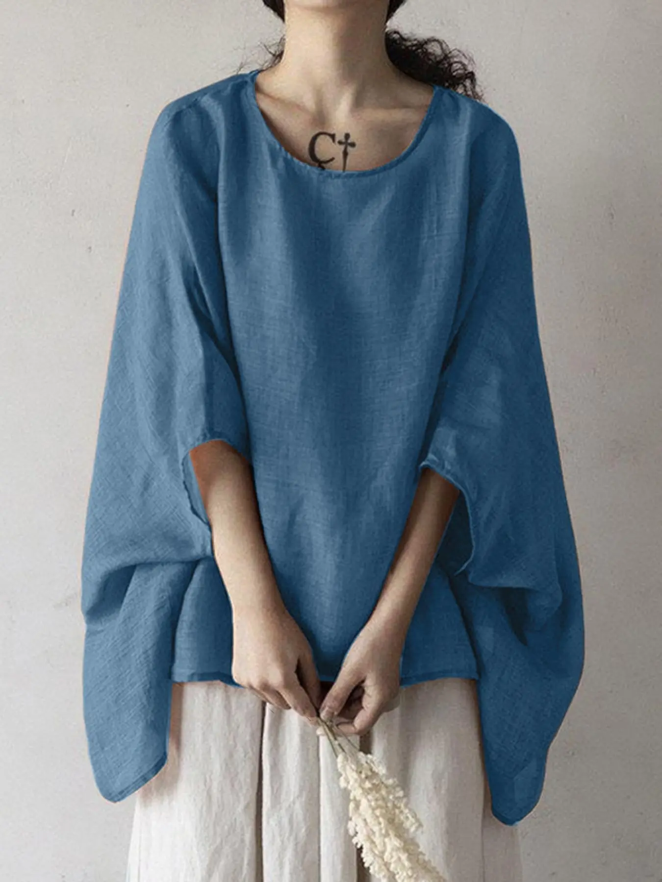 Women's Plain Batwing Sleeve Blouse, Batwing Sleeve Tops, Casual Loose Sleeve, Shirts, Casual Round Neck Top for Summer, Fashion Women's Top for Daily Wear, Casual Basic Top, Womenswear, Minimalist