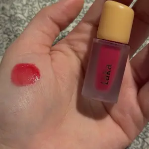 Product Review of [Laka] Mini Fruity Glam Tint — Glossy Lip Tint with a Lightweight, Non-Sticky Feel that Leaves a Transfer-Proof Stain from B**🌸