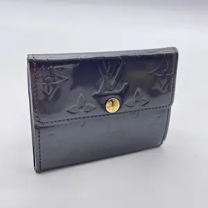 Pre-owned Louis Vuitton other Luggage Vernis Purple 11618913057/532312