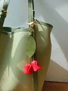 Leather Tulip Bag Charm Keychain, Fashionable Decoration Accessory, Romantic Anniversary Gift, Stylish Backpack Pendant