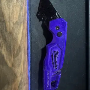 *LIMITED STOCK** CUSTOM POWDERCOATED MILWAUKEE KNIFE!!! ***READ DESCRIPTION***