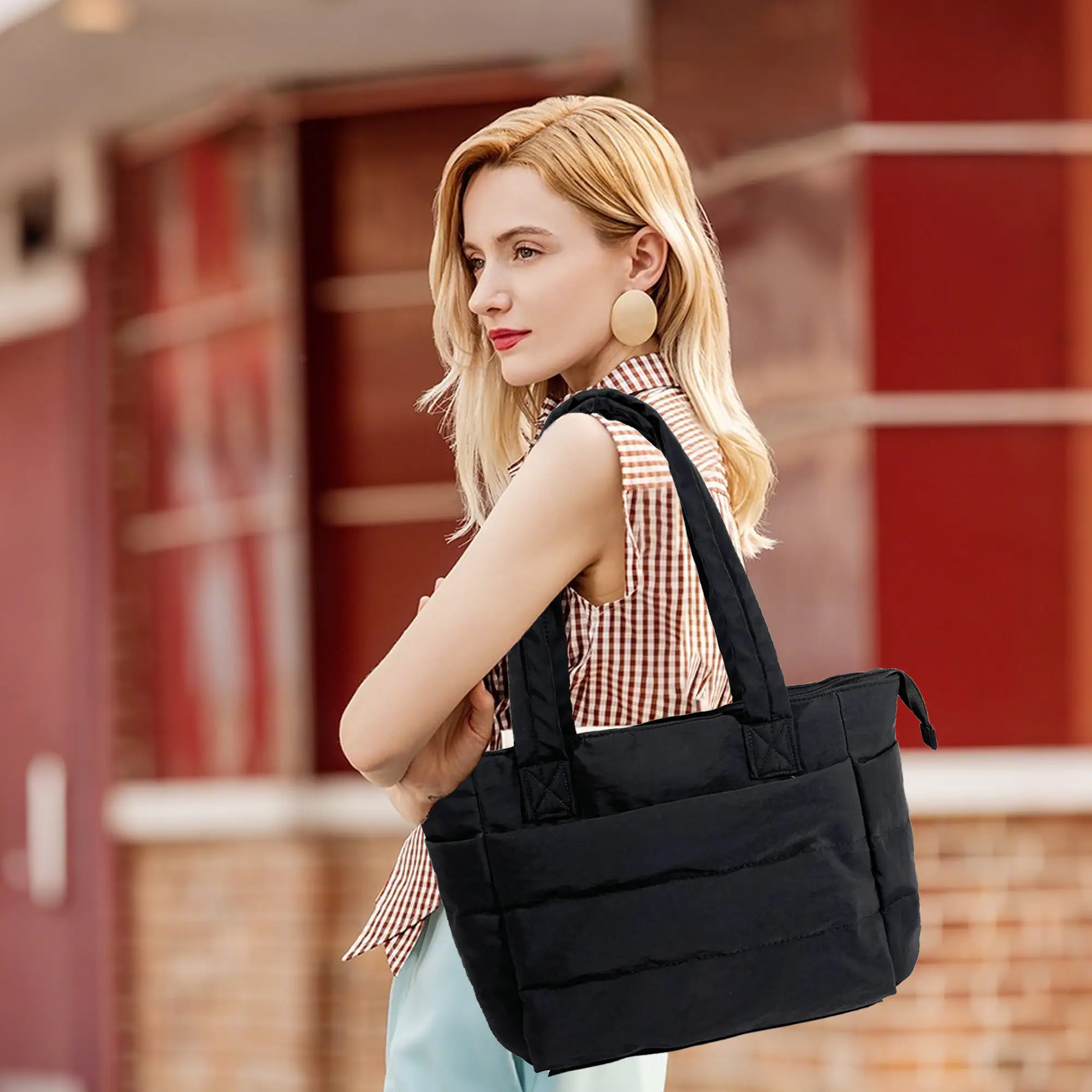 Stylish Large Capacity Women's Tote Bag - Multi-Compartment Shoulder Bag for Sports, Fitness, and Travel with Water-Resistant Fabric and Comfortable H