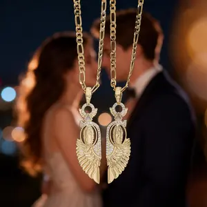 1Set Elegant 18k Gold-Plated Phoenix Wings Couple Pendant Necklace with Sparkling Glass Accents - Stylish Jewelry for Women, Perfect for Daily Wear & Parties, Ideal Gift for Valentine'S Day, Mother's Day, Jewelry Gift