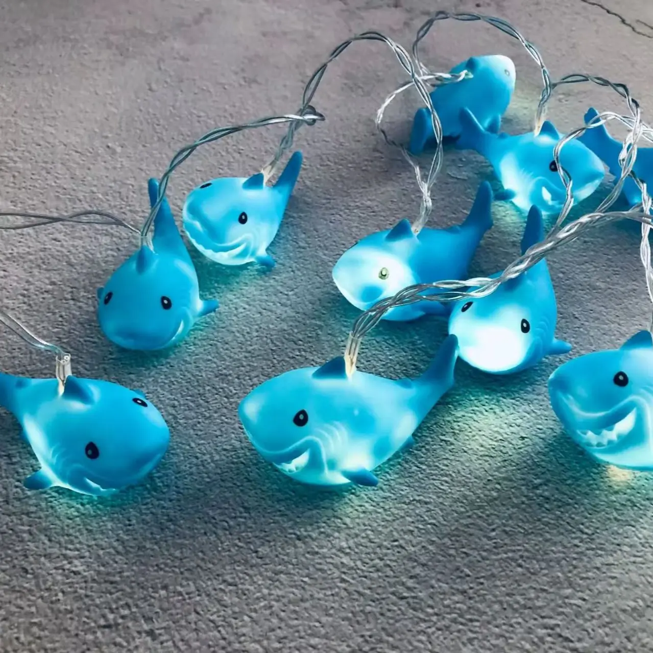Shark Shape LED Light String, 1 Meter Long, Waterproof Design, Ideal for Bedroom and Living Room Decor, Perfect Gift for Kids, Led String Lights