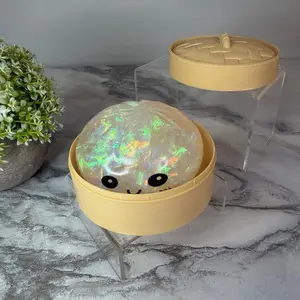 Clear holographic dumpling