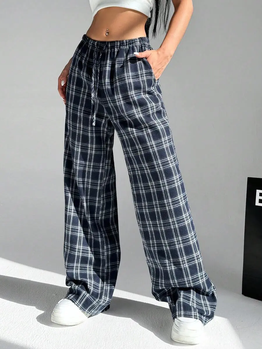 Women's Plaid Pants - Loose Straight-Leg Trousers with Pockets and Elastic Waist for Work and Errands