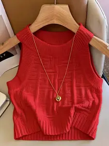 Textured Knit Elegant Sleeveless Tank Top for Women, Short Round Neck Casual Innerwear, Summer Outerwear, Slim Fit, Office Wear, Trendy Style, Womenswear