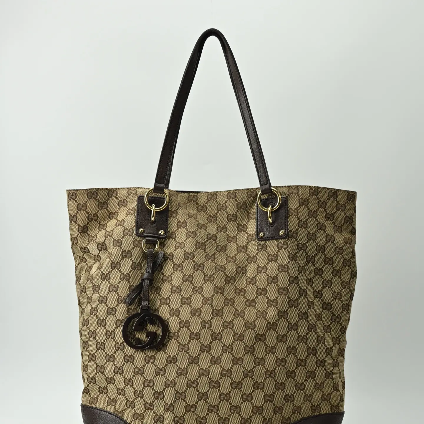 Pre-owned GUCCI Monogram Large Tote 24381322