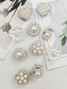 Flower & Round & Heart Shaped Design Shoes Charms, Footwear Charms, Faux Pearl & Rhinestone Decor Bridal Shoes Decoration, Fashion Shoes Accessories for Clogs & Sandals, Trendy All-match & Exquisite Shoes Jewelry for Birthday Gift, Shoe Charms Set