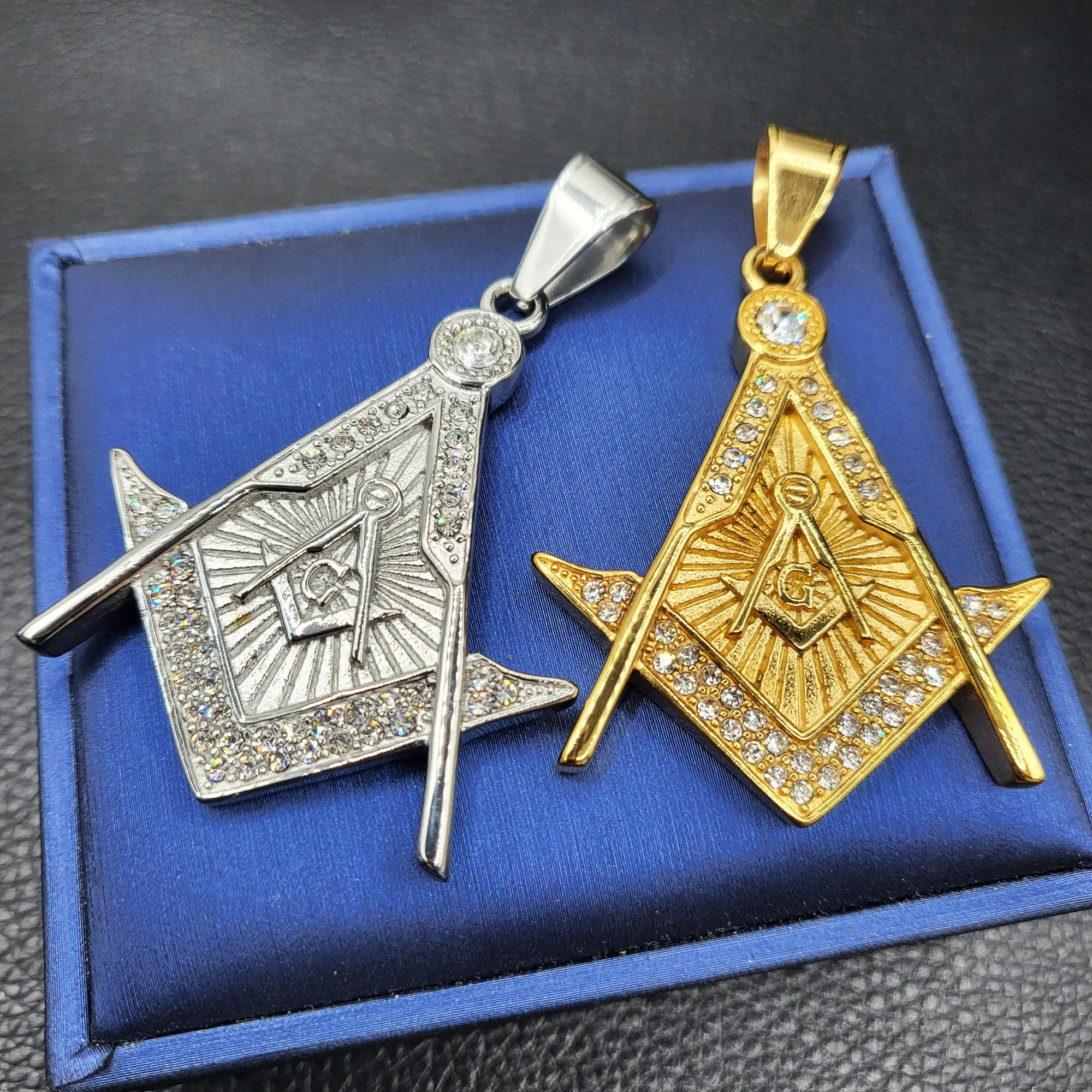 MaxBling81 Men's Masonic Hip Hop Pendant, Iced Out Stainless Steel with Cubic Zirconia Stones, Fits up to 6mm Chain, 50x40mm, Male, Cubic Zirconia Decor, Attention-Grabbing Cubic Zirconia Decor