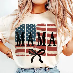 Retro American Mama 4th of July Mama Fourth of July Mama Patriotic USA Flag Mama 4th of July T-Shirt