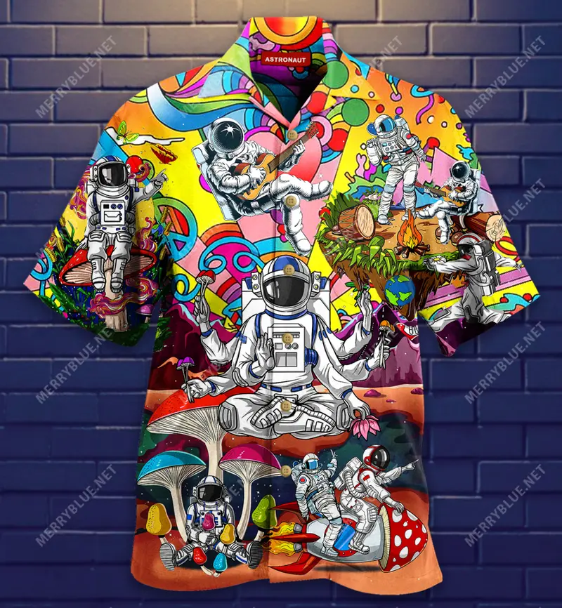 Hippie Astronaut Hawaiian Shirt Casual Tropical Short Sleeve Button Down Shirt Menswear Top