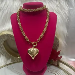 Santiago Jewelry #105 Set with Heart Gold Plated 14K Luxury Necklace and Bracelet Gift