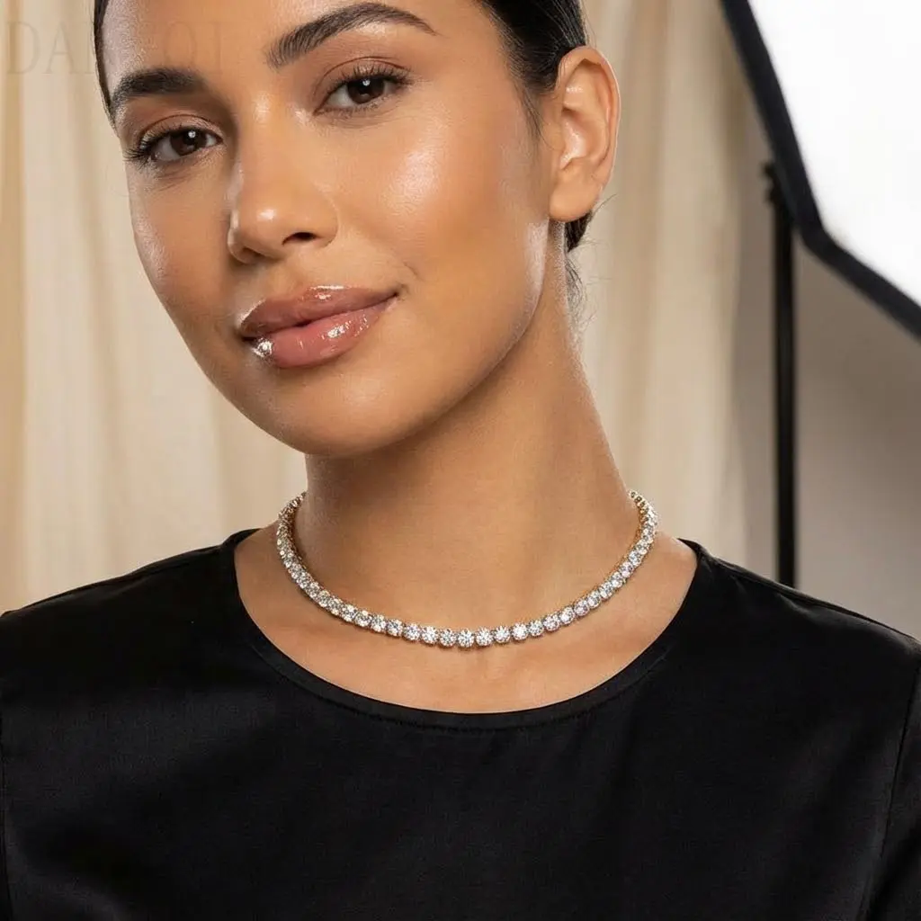 Chunky Rhinestone Choker Necklace, Bedazzling Silver Beaded Collar, Costume Jewelry for Women, Stylish Accessories for Wedding or Evening Party