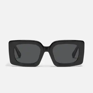 QUAY - TALK SHOW Sunglasses Square Shape Beveled Frame Exposed Inner Core Detail Universal Nose Pads