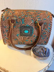 Caroline Speedy (Medium)