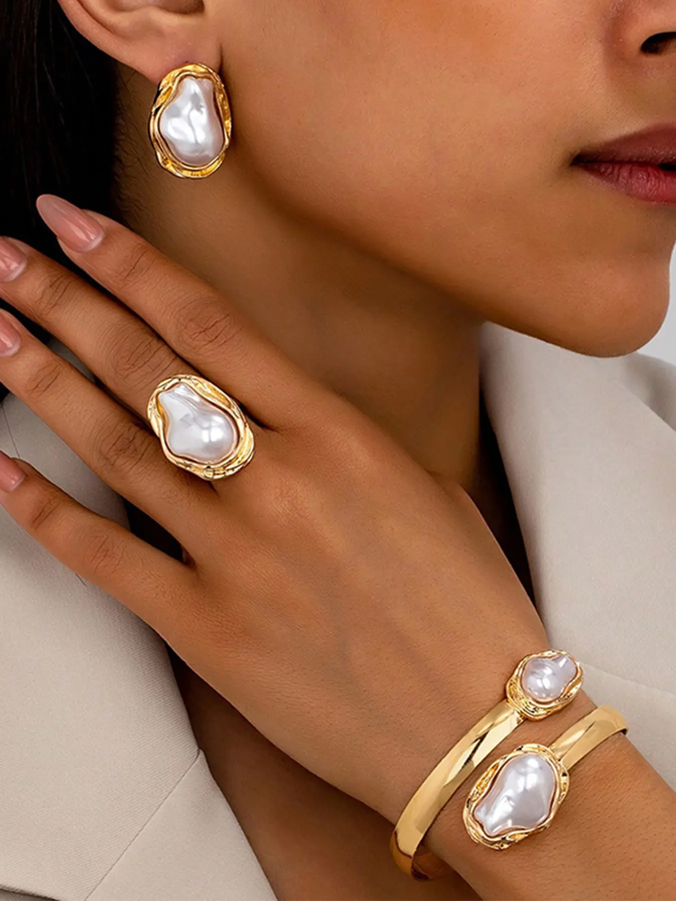 1set Vintage Pearl Ring Earrings Bracelet Set, Teardrop Jewelry Set, Unique Retro Jewelry for Daily Wear & Parties, Elegant Accessories for Women