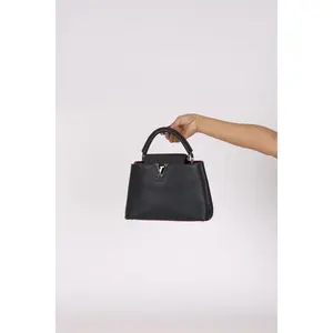 Pre-owned Louis Vuitton Designer Handbag/Wallet Capucines BB Noir Taurillon 2019 Drop 31