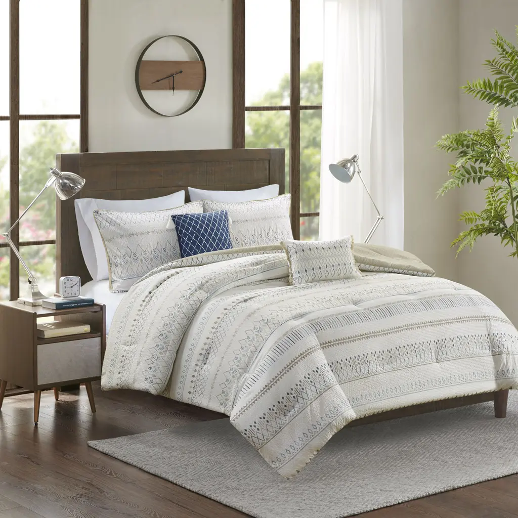 360 Stand Hypoallergenic Southwest Diamond Print Fraser Seersucker Comforter Set, 5-Piece King & California King Size with Throw Pillows, Taupe & Blue, 104x92x1.5in, King Size Bed, Five Pieces