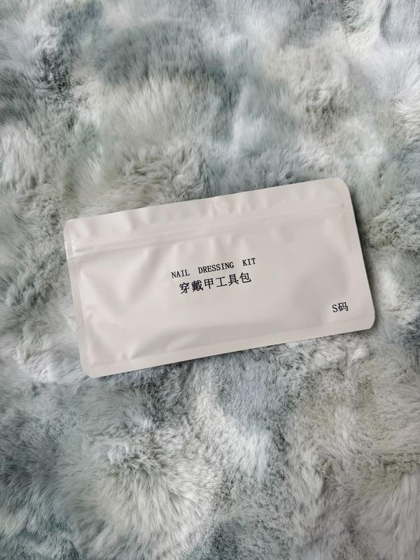 Starry Silver Mist Press-On Nails - Almond Shape Pastel Grey-Blue Gradient with 3D Bow & Stars Reusable Salon-Quality Handmade Wedding Nails Glossy Finish 10-Pack