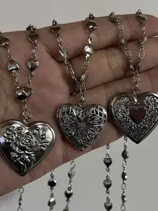Three-Piece Unique Design Heart Pendant Necklace, Vintage Punk Style, Alloy Chain, All-Season Jewelry, Trendy Lockbone Chain