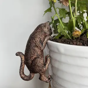 Realistic Cat Resin Statue, Home Decor, Creative Plant Pot & Aquarium Decoration, Outdoor Garden Ornament, Garden Sculptures Statues, Copper Color Finish