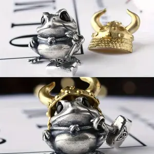 1Pc Frog Rider Pendant Necklace Retro Funny Hip Hop Animal Frog Necklace for Ladies Frog Jewelry (Frog Rider)