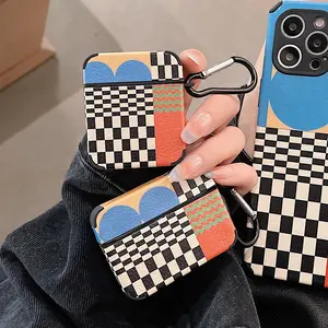 Checkerboard Pattern Earphone Case with Keychain, Decorative Earphone Protector Cover, Earphone Protective Case Compatible with AirPods, Headset