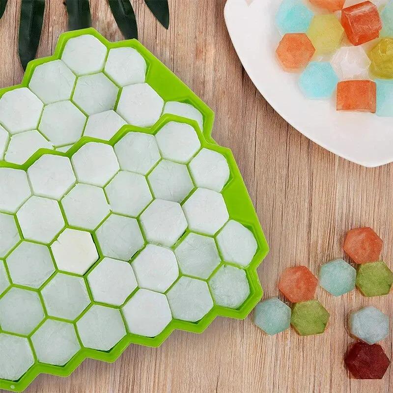 Home goods: 1 piece of honeycomb-shaped 37-compartment ice cube tray without lid, DIY ice mold, summer savior, kitchen supplies