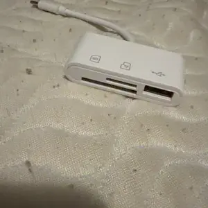 USB C SD Card Reader Adapter, Type C Micro SD TF Card Reader Adapter, 3 in 1 USB C to USB Camera Memory Card Reader Adapter for New Pad Pro MacBook Pro and More UBC C Devices