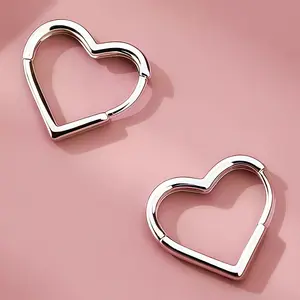 Hypoallergenic Stainless Steel Earrings, Comfortable to Wear, Exquisite and Versatile, Simple and Fashionable, Heart-shaped Women's Drop Earrings Suitable for Daily Wear or Parties, Jewelry Accessories, a Valentine's Day Gift for Women.