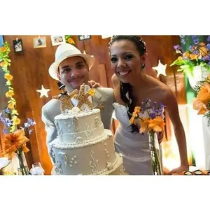 Coastal Beach Wedding Cake Topper Alternative Decoration Seashells Bride and Groom Starfish People Groom Top Hat Bow Tie Veil Bouquet Stand