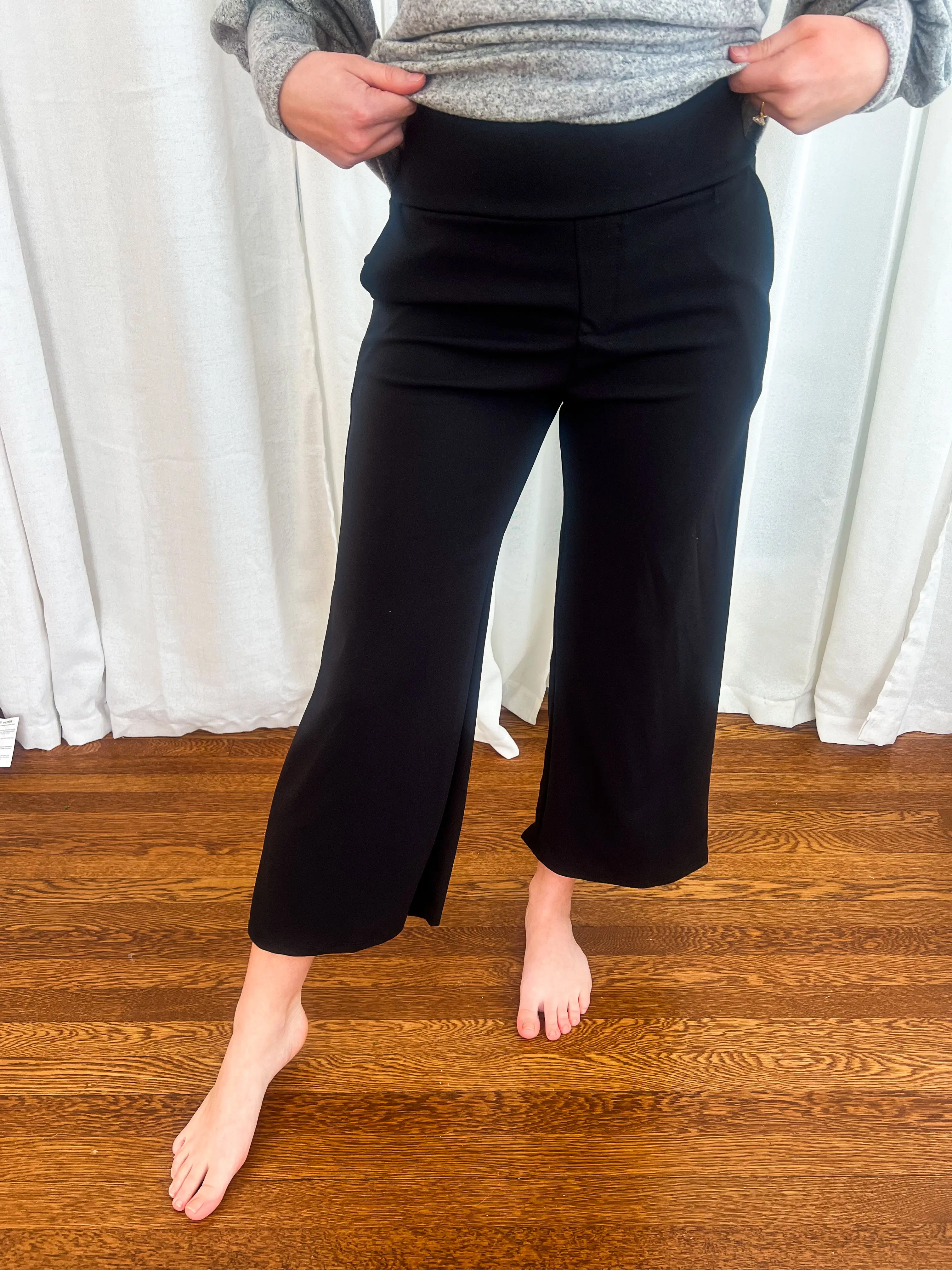 Lucy Wide Leg Stretchy Crop Pants - Black