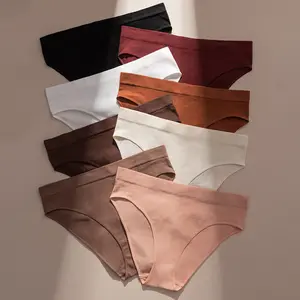 8 Pack Women’s Seamless Hipster Underwear - No Show Invisibles Briefs, Soft Stretch Bikini Underwears with Smooth Edge, Multi-Color Pack (Black, Lavender, Plum, Pink, Nude, Rose), Comfortable for Daily Wear & Under Form-Fitting Clothes