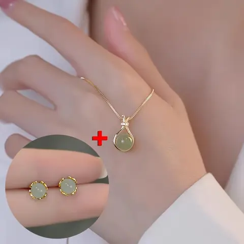 Elegant Women Jewelry Set, 1Pc Imitation Jade Ball Pendant Necklace + 1 Piar Chic Imitation Jade Stud Earrings Jewelry Set For Women, Fashionable Green Design for Leisure Wear - Perfect for Parties, Holidays & Gifts for Women, Moms, Family & Friends