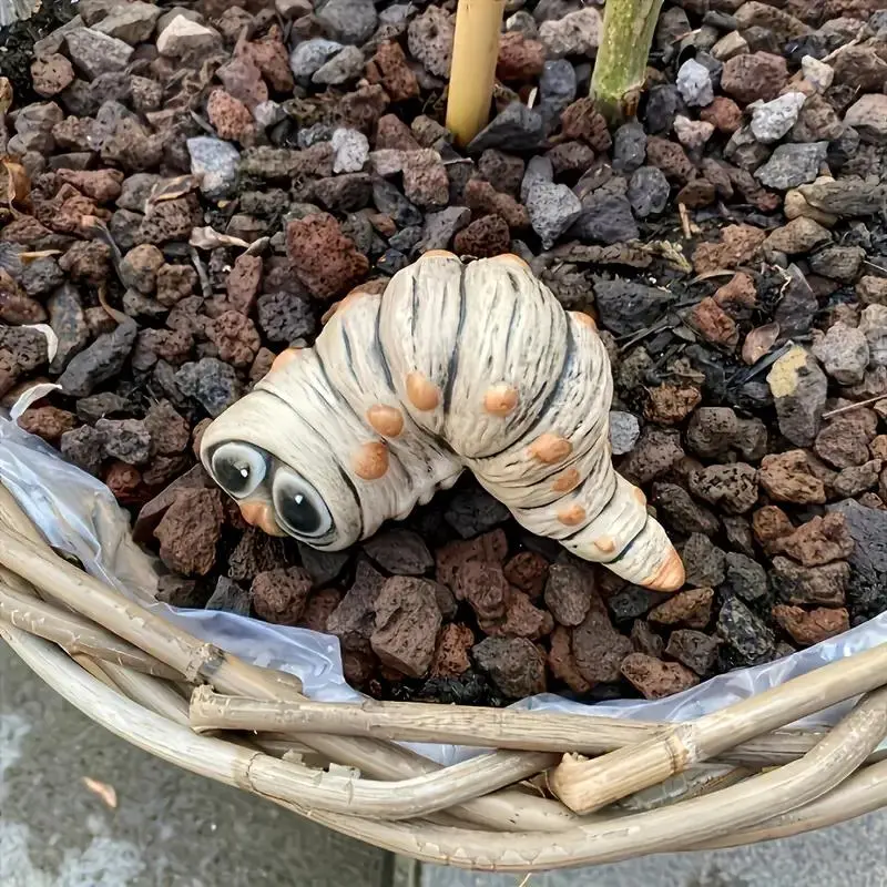 Hand-Painted Boho Style Resin Caterpillar Figurine, Indoor & Outdoor Garden Decoration, Perfect for Holidays & Festivals, Garden Sculptures Statues, Outdoor Lawn Statue