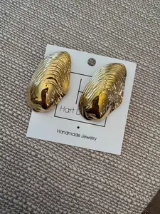 Oyster Shell Earrings