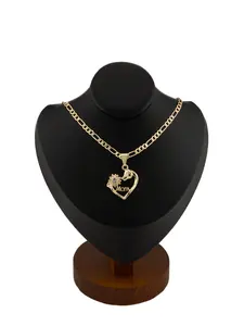 Exclusive gold-plated mom pendant. Includes an 18-inch or 24-inch chain. Perfect gift for mom. Golden Heart Necklace